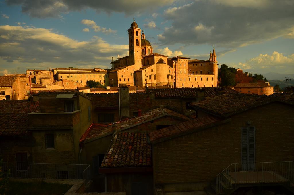 Hotel Camping Pineta Urbino Exterior foto